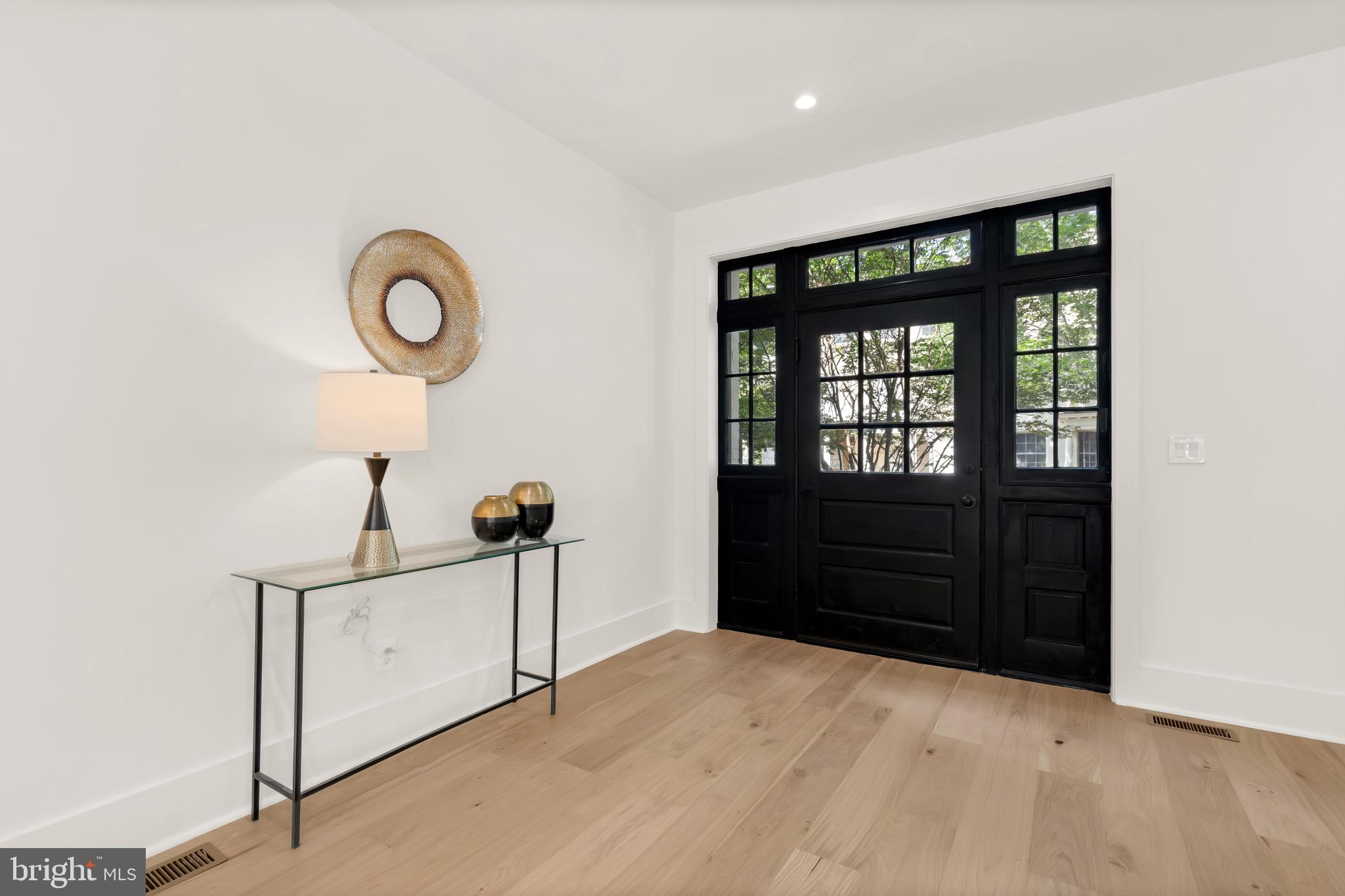 WOODLEY PARK - Residential