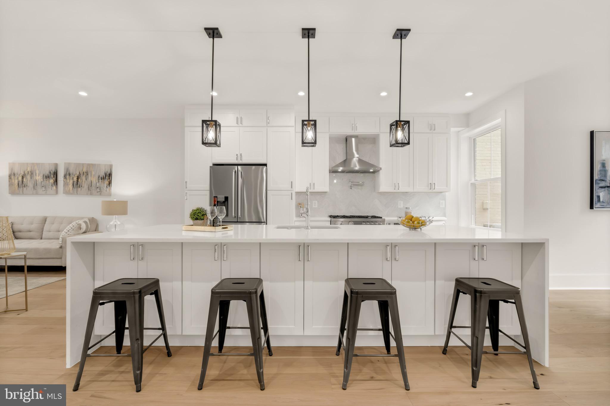 WOODLEY PARK - Residential