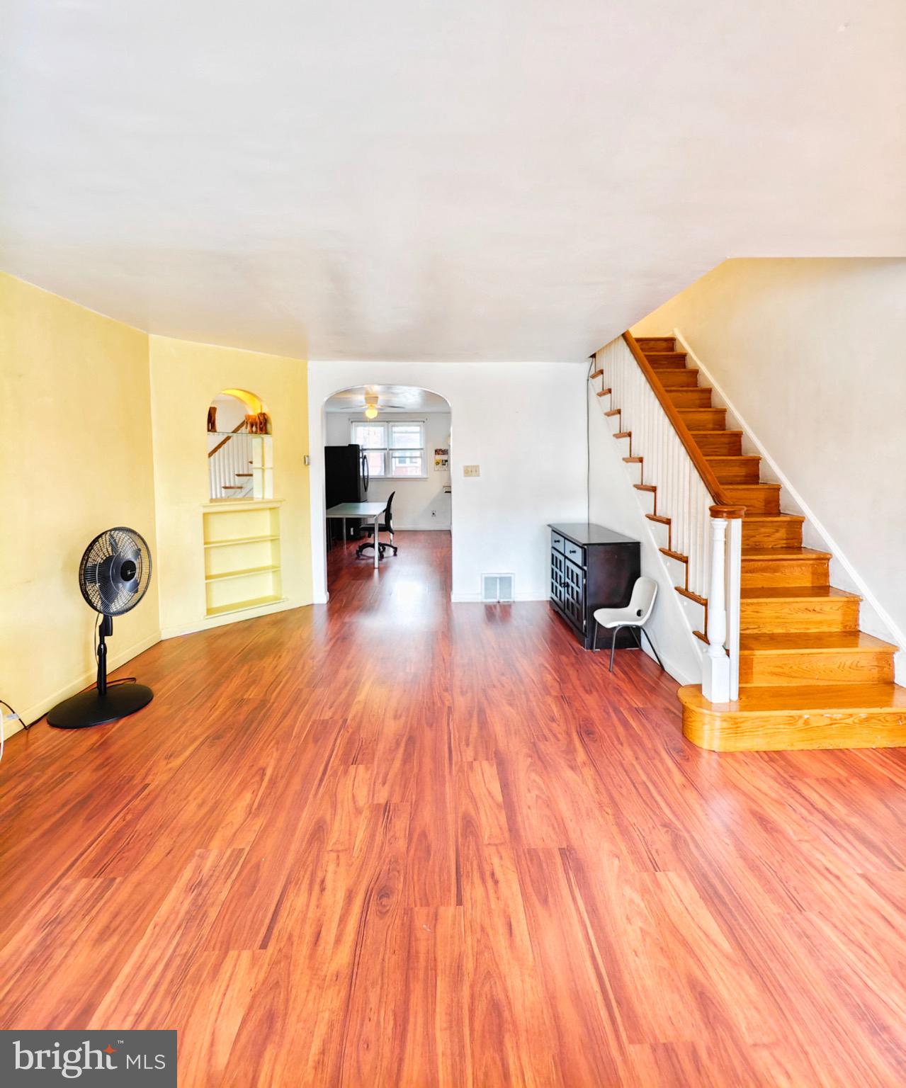 2105 FRIENDSHIP STREET