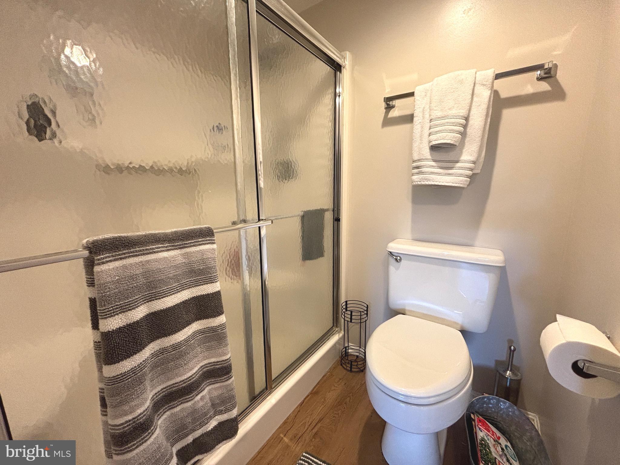 GREENS AT LEISURE WORLD - Residential Lease