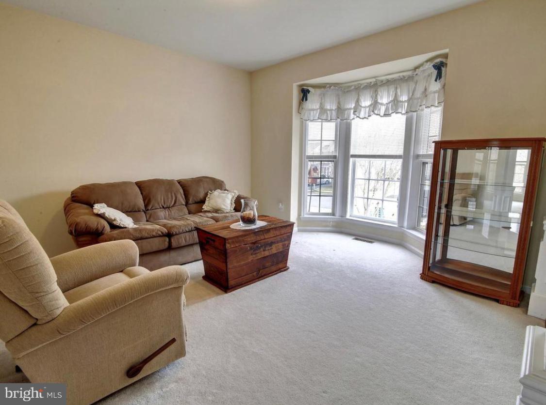 GALYN MANOR - Residential