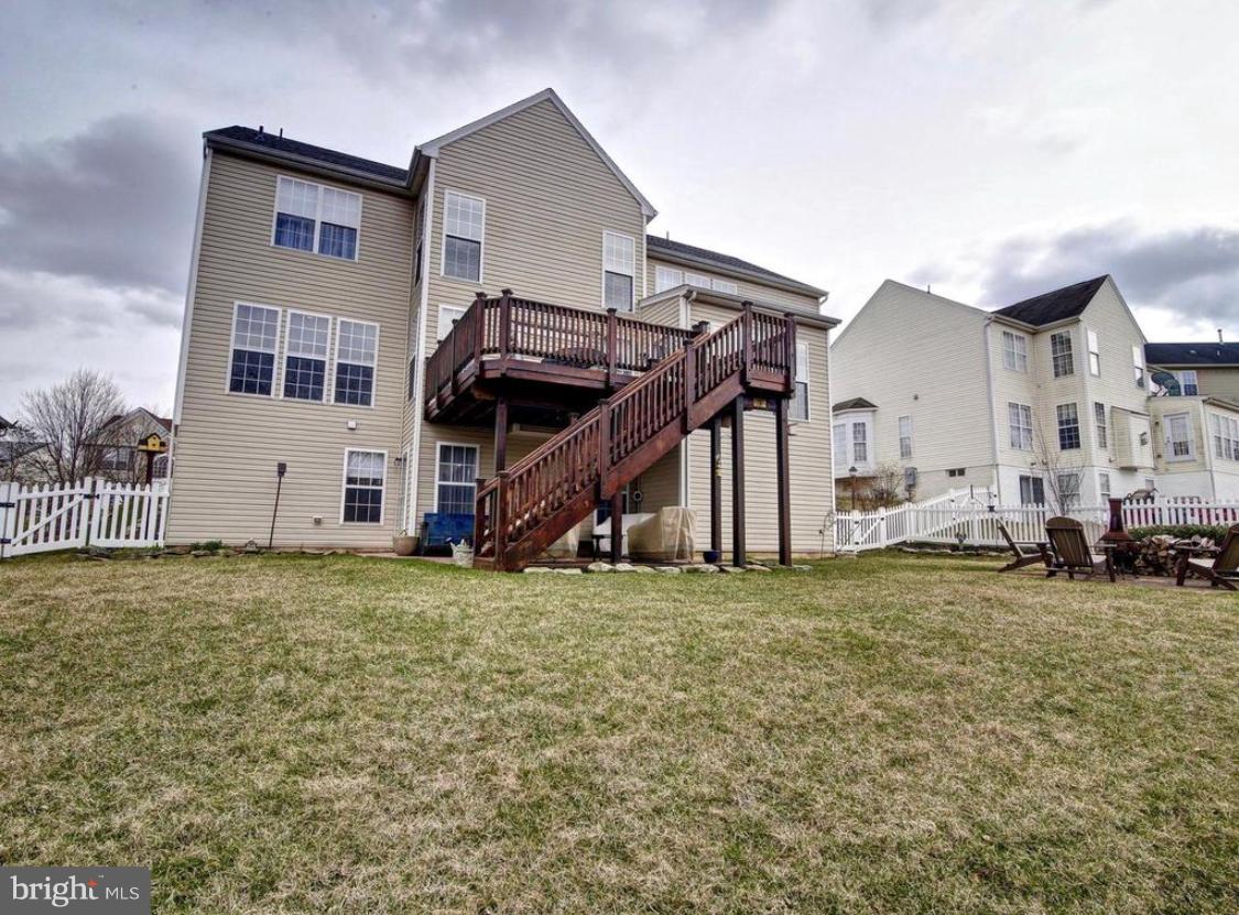 GALYN MANOR - Residential