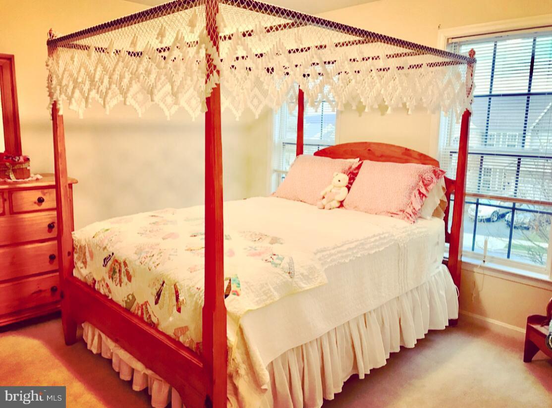 GALYN MANOR - Residential