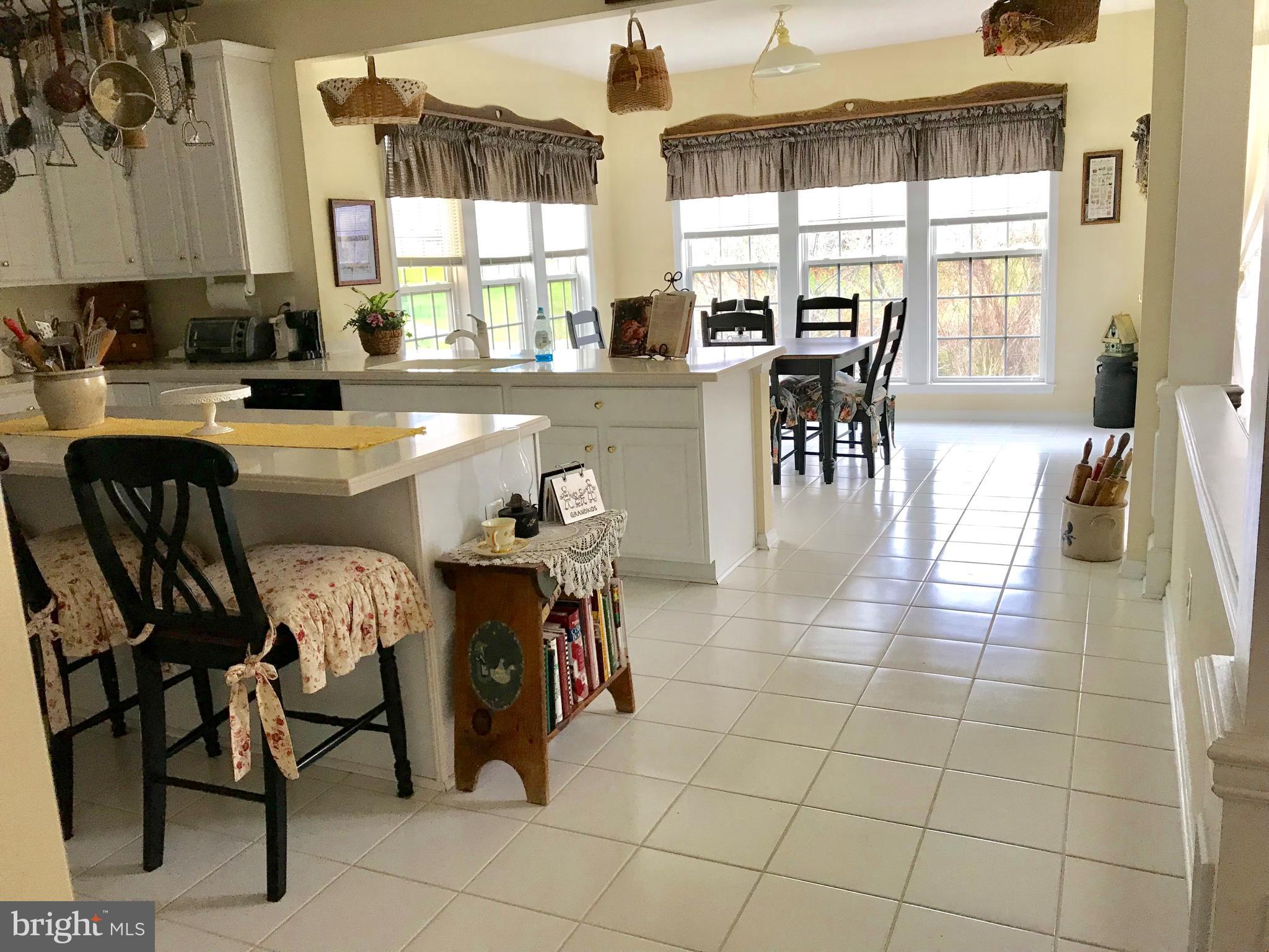 GALYN MANOR - Residential