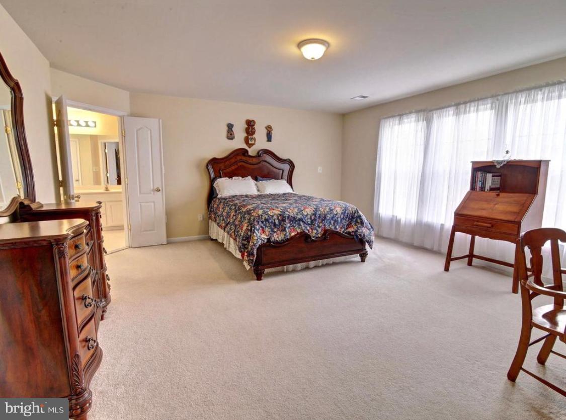 GALYN MANOR - Residential