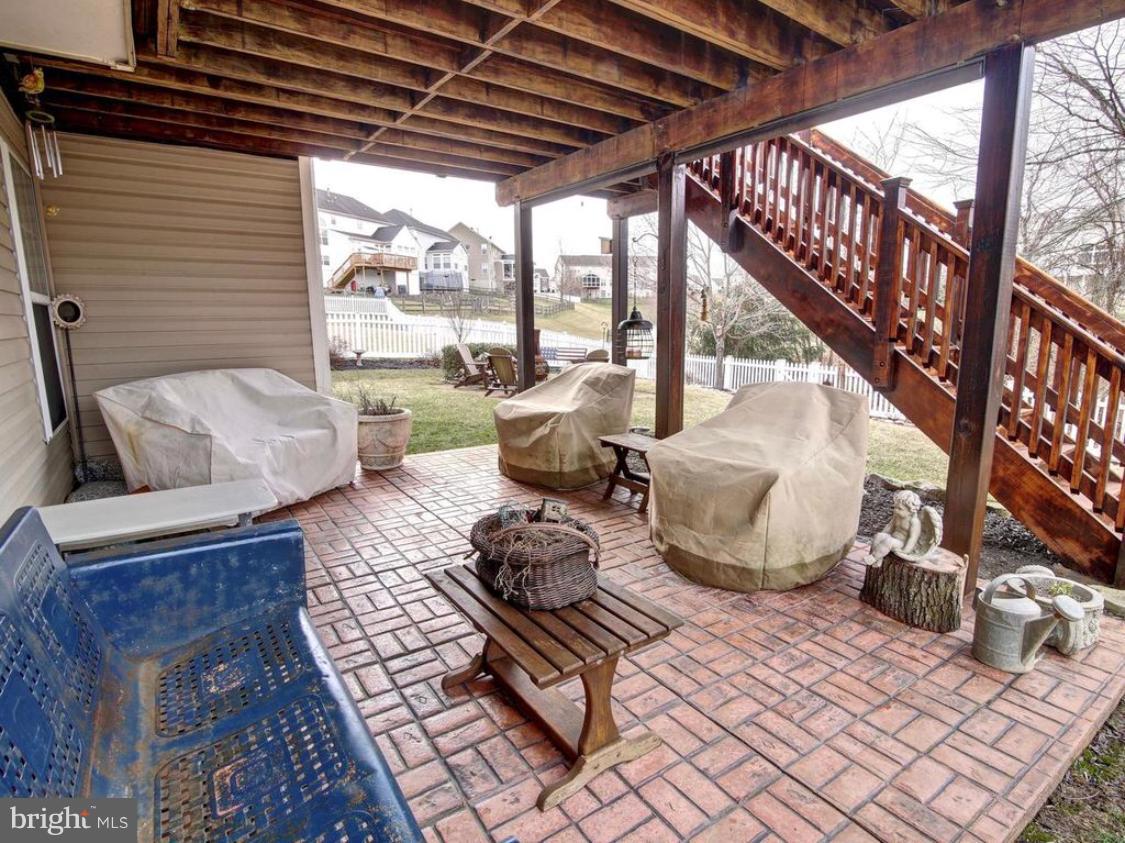 GALYN MANOR - Residential