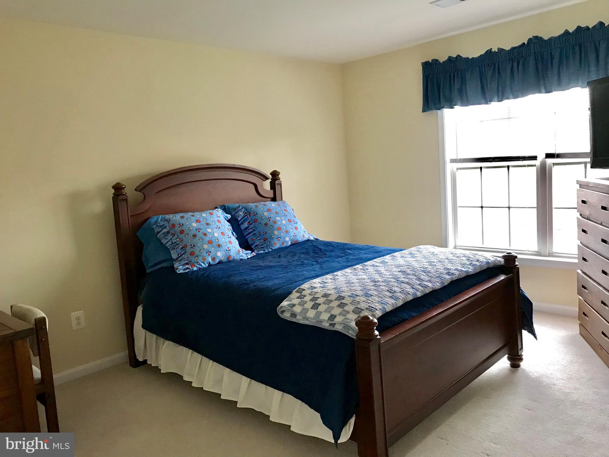 GALYN MANOR - Residential