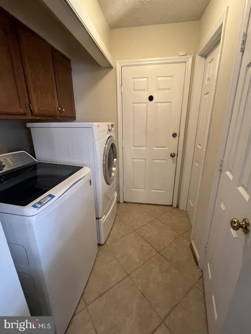 SPRING LAKE FARM - Residential Lease