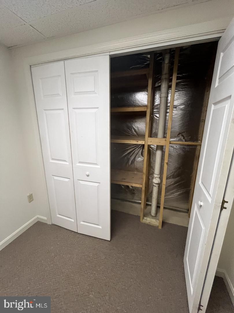 SPRING LAKE FARM - Residential Lease