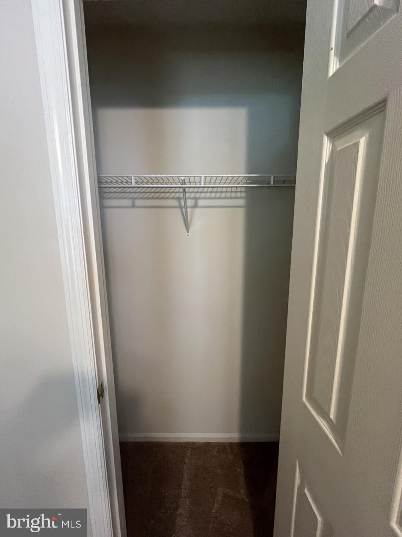 SPRING LAKE FARM - Residential Lease