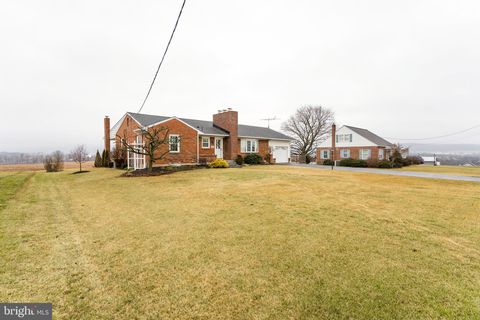 Photo of 95 SWAMP BRIDGE RD, DENVER, PA 17517 (MLS # PALA2033360)