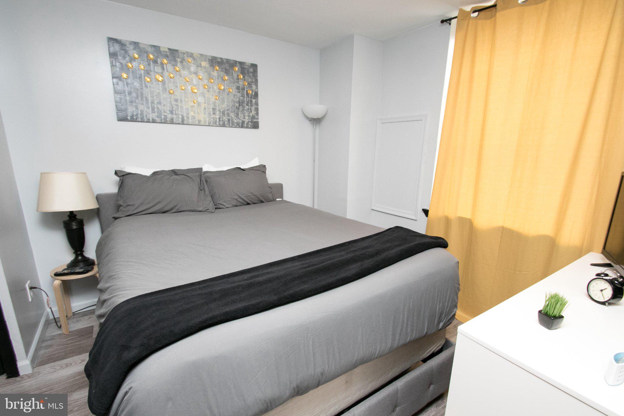 2135 WALNUT STREET 304