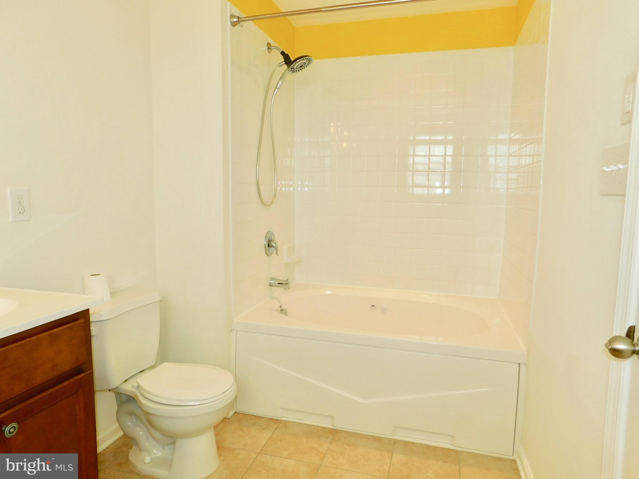 HAMMONDS MILL - Residential