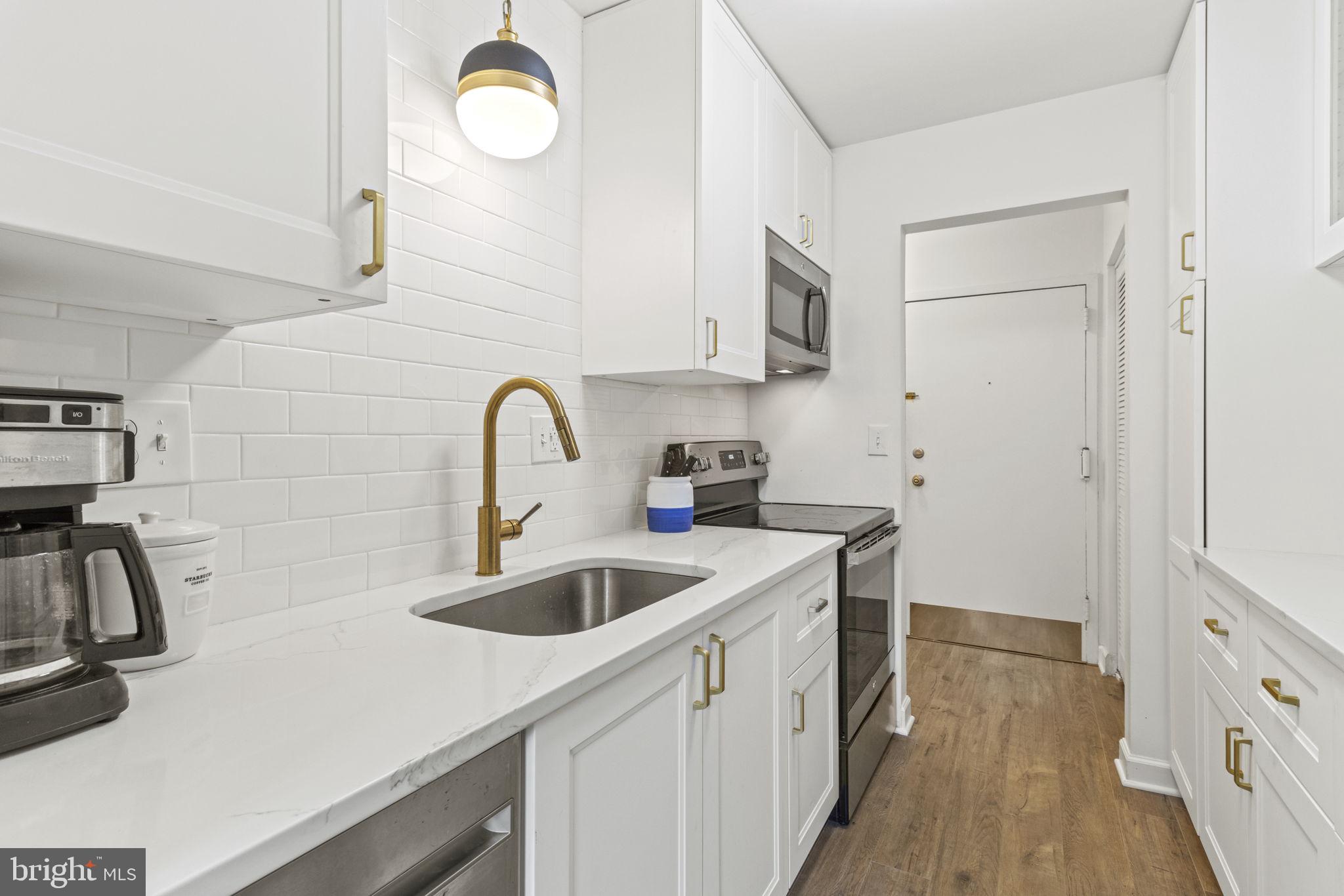 EASTPORT - Residential