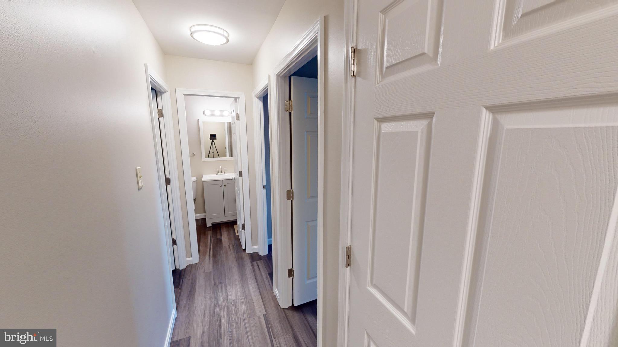 RYON WOODS - Residential