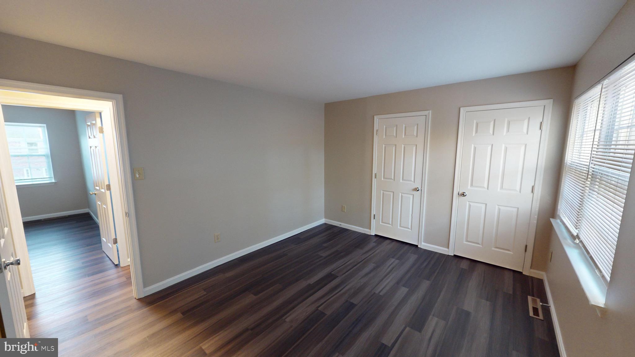 RYON WOODS - Residential