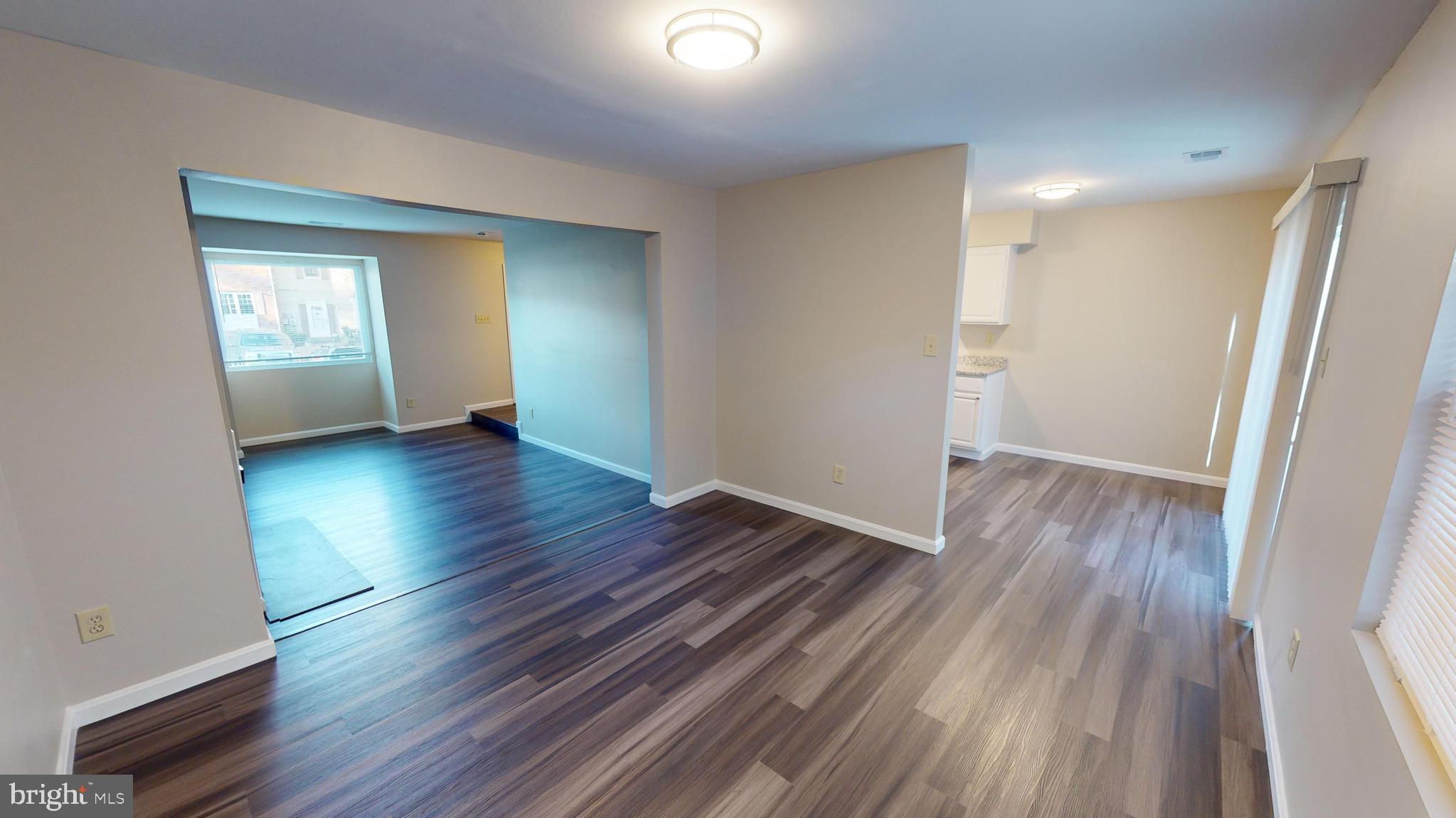 RYON WOODS - Residential