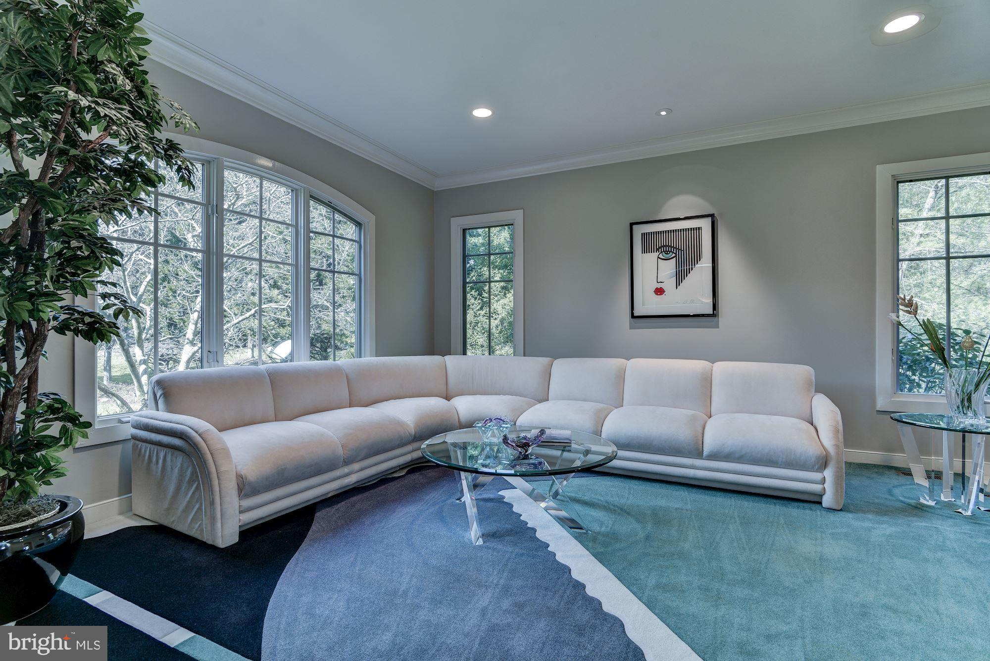 AVENEL - Residential