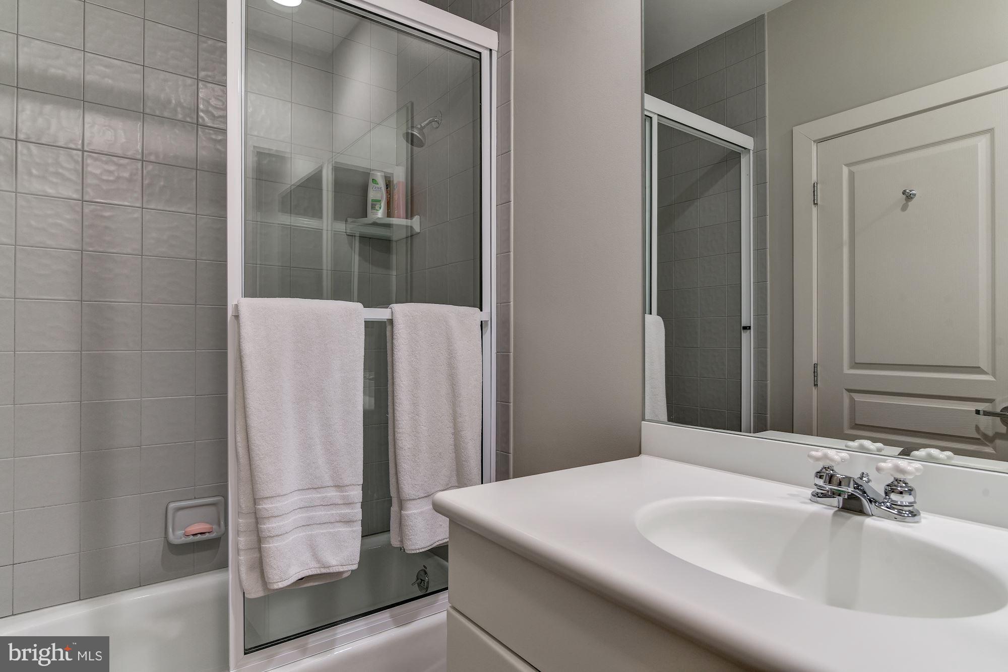 AVENEL - Residential