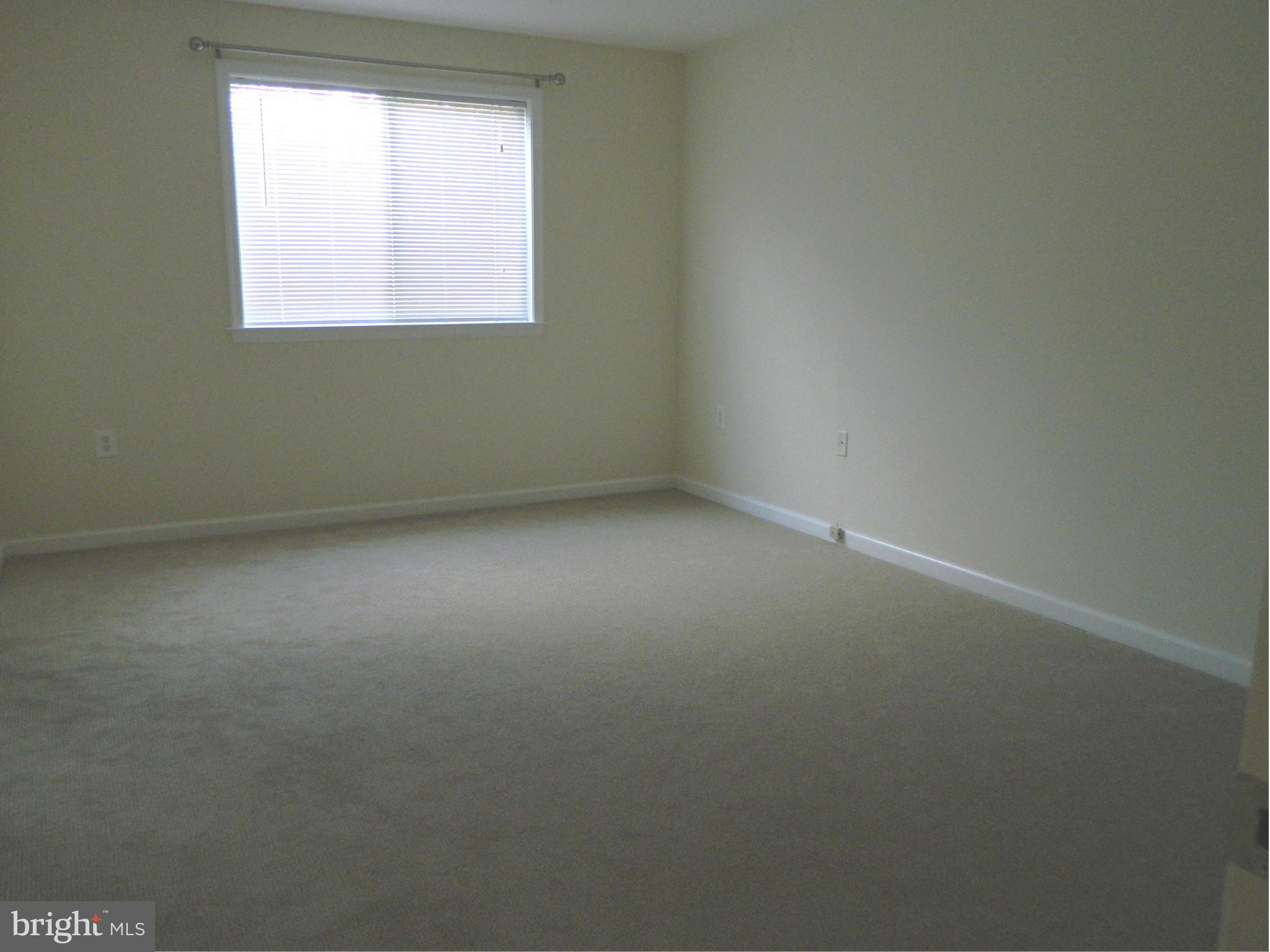 VALLEY PARK - Residential Lease