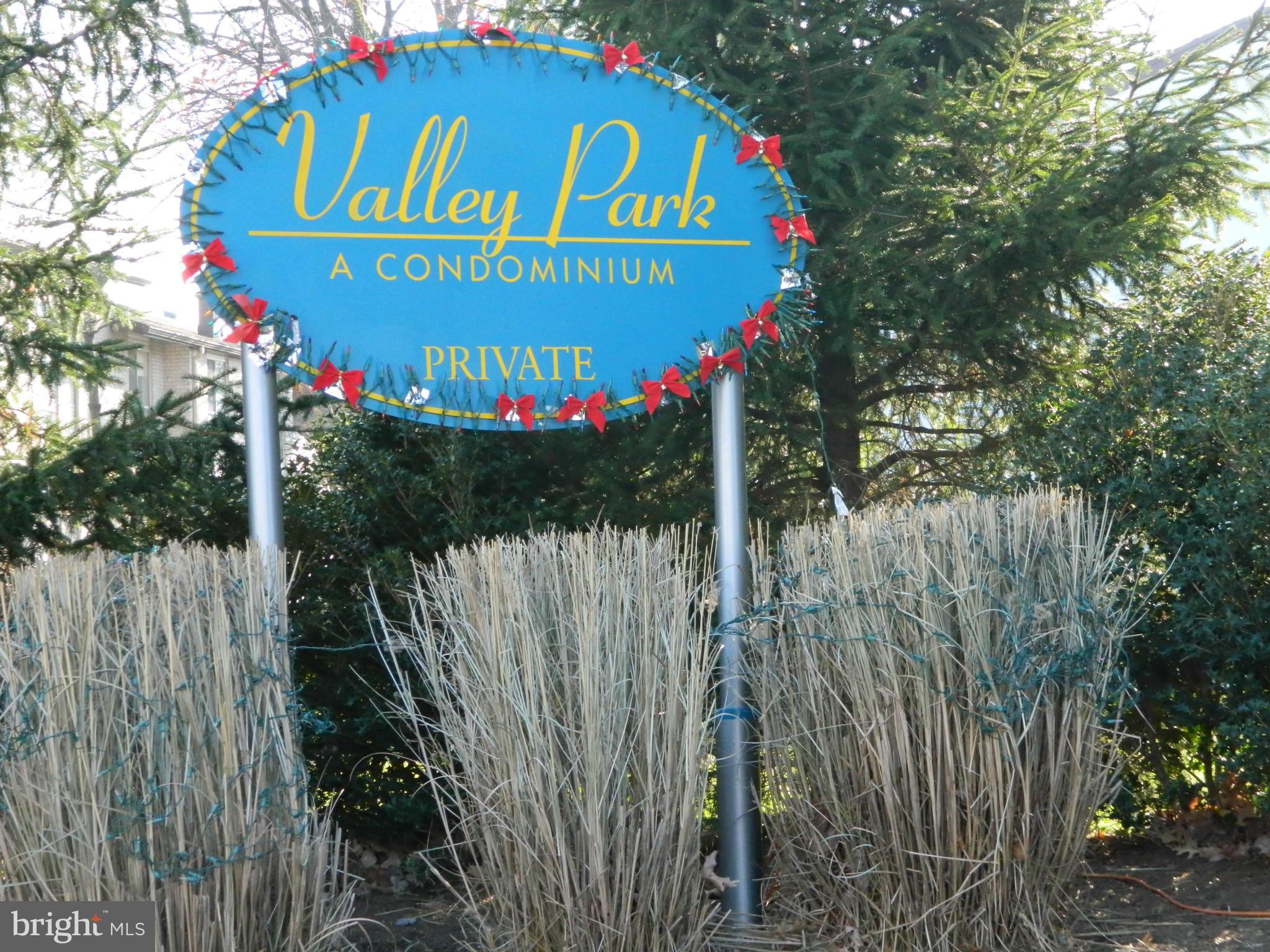 VALLEY PARK - Residential Lease