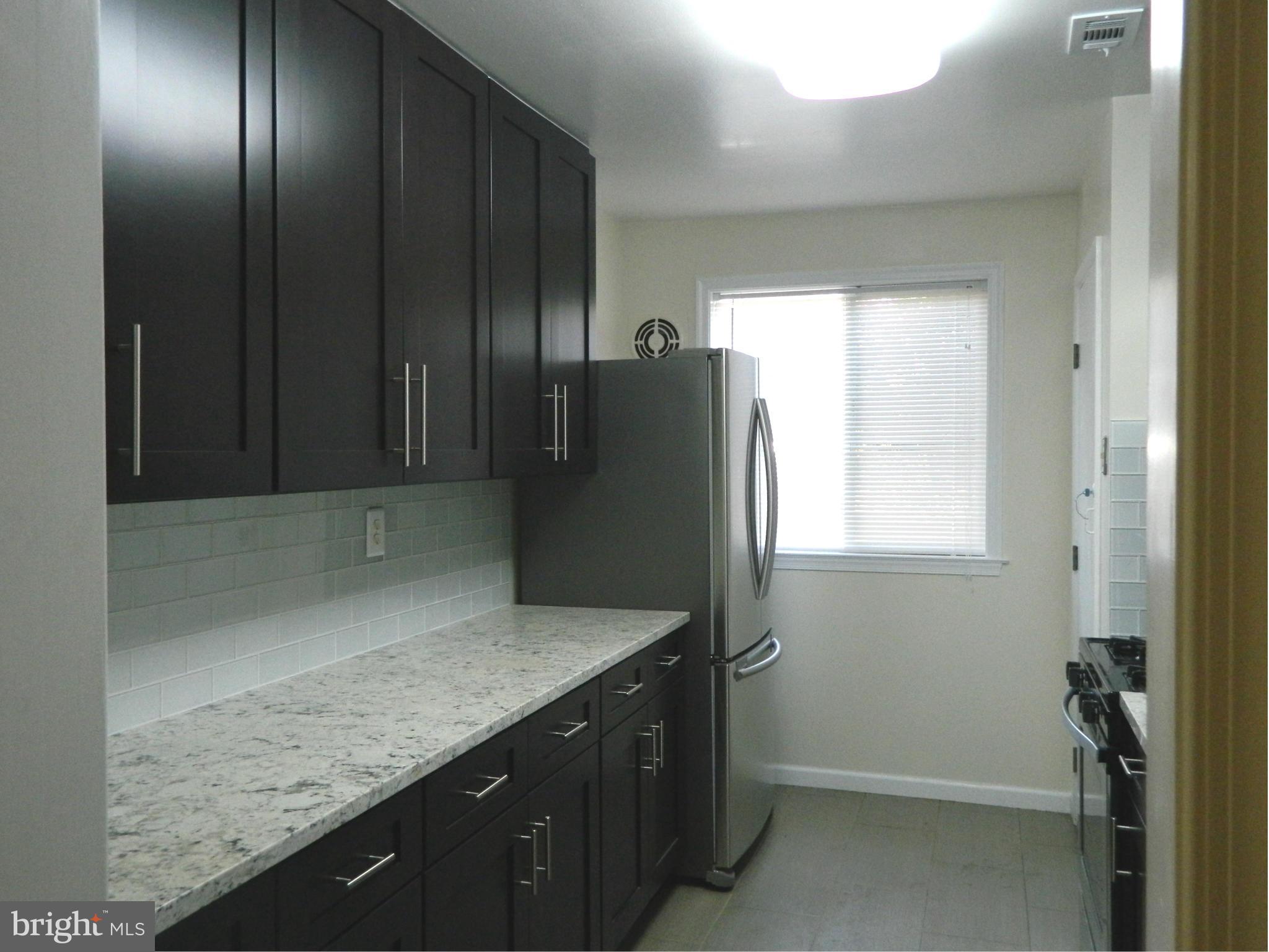 VALLEY PARK - Residential Lease