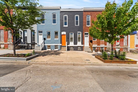 Townhouse For Rent - 1724 N Milton Avenue<br/> BALTIMORE, MD 21213
