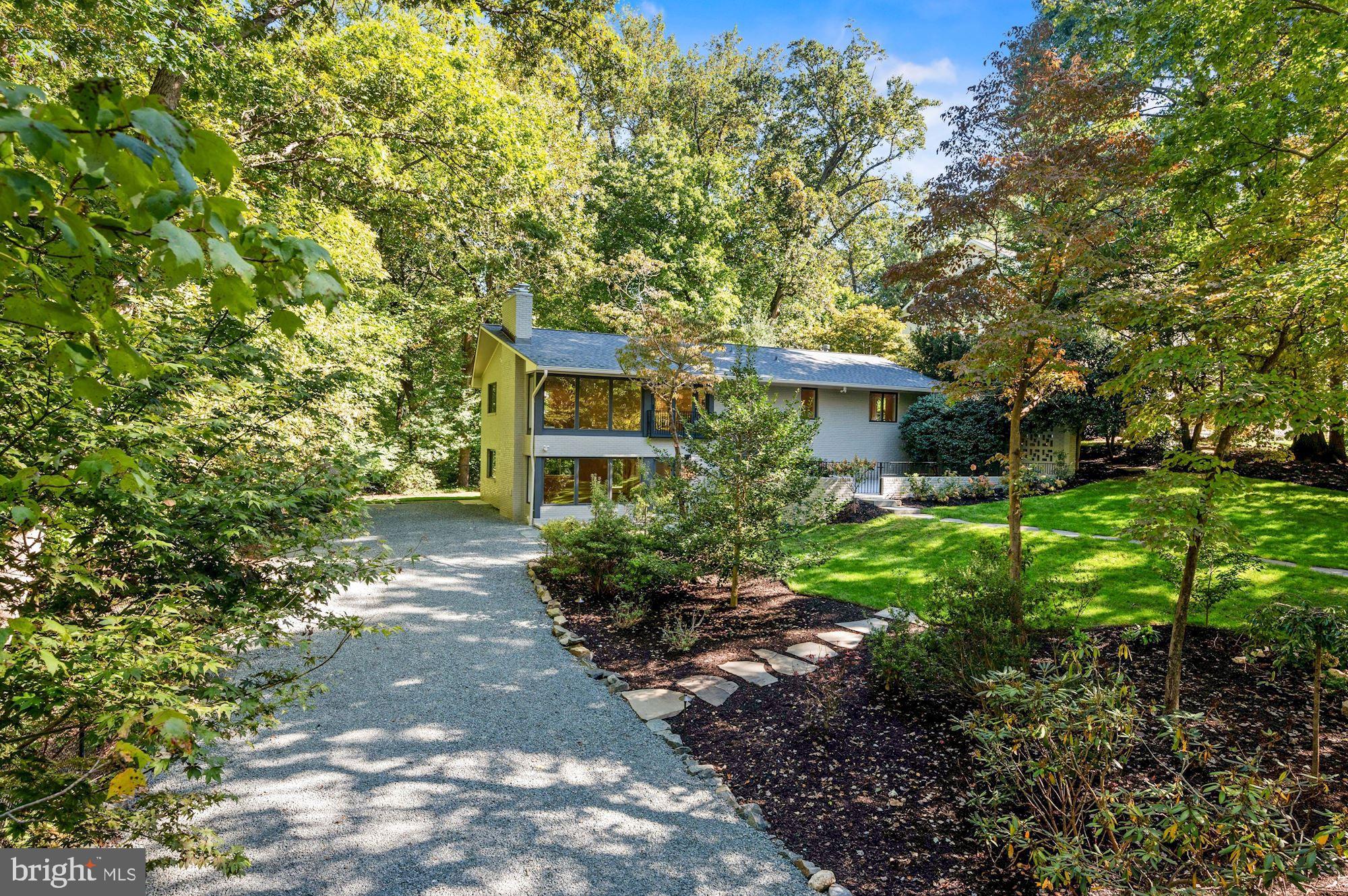 BELLEVUE FOREST - Residential