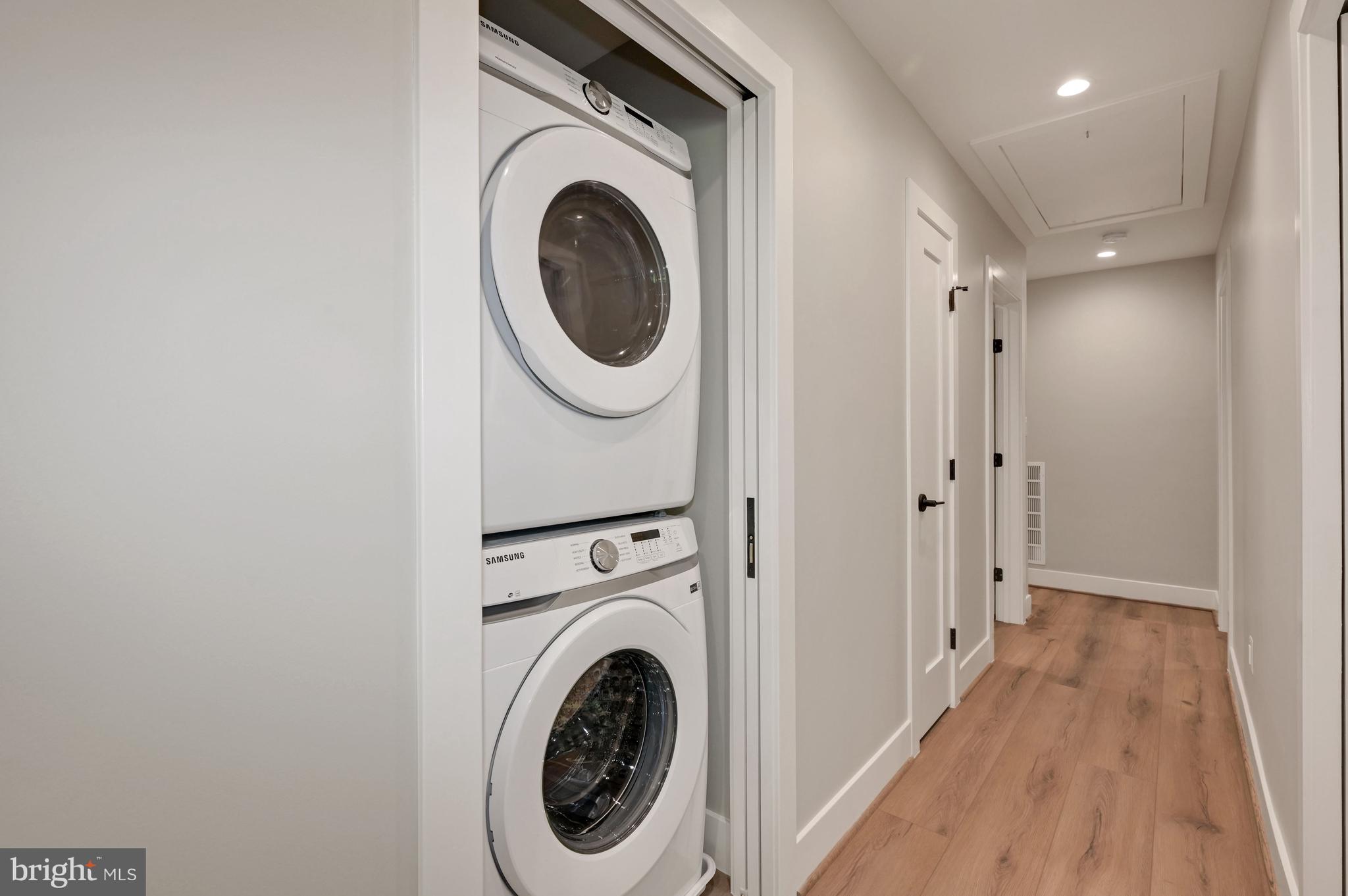 BELLEVUE FOREST - Residential