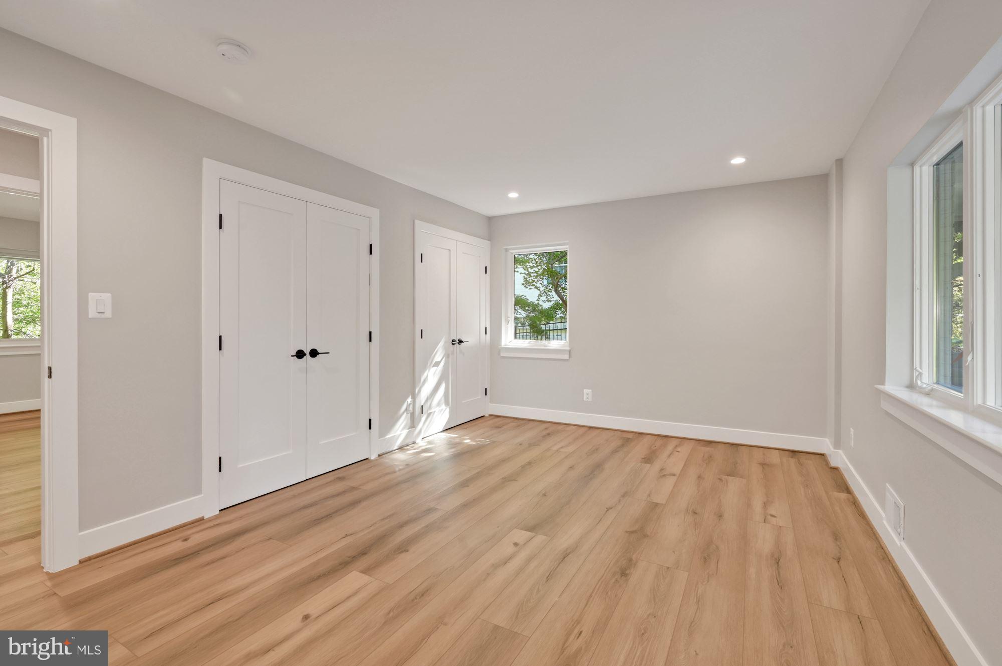 BELLEVUE FOREST - Residential