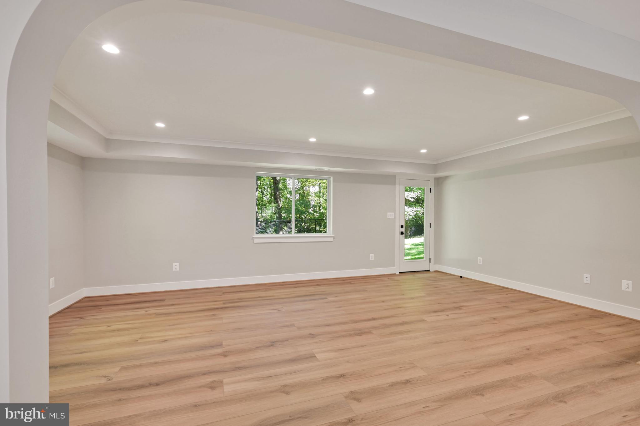 BELLEVUE FOREST - Residential