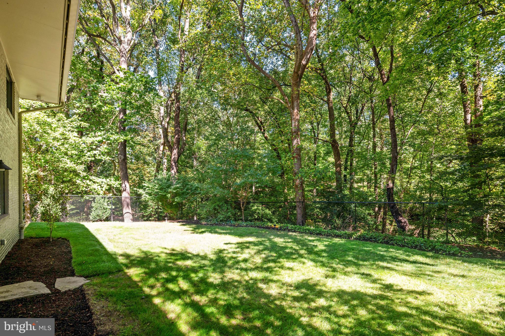 BELLEVUE FOREST - Residential