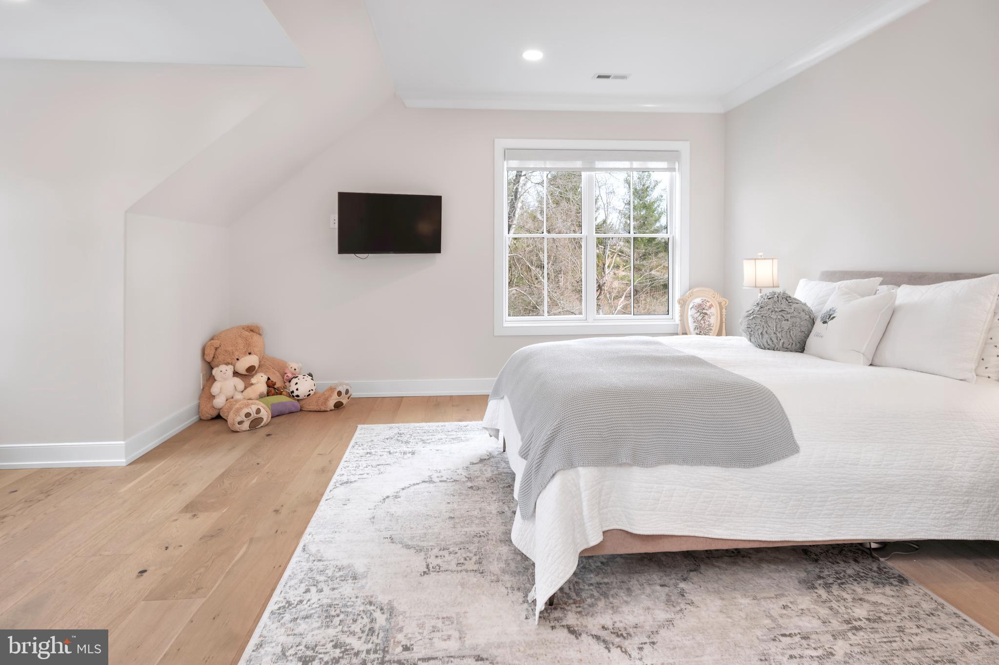 RABBIT RUN CREEK - Residential