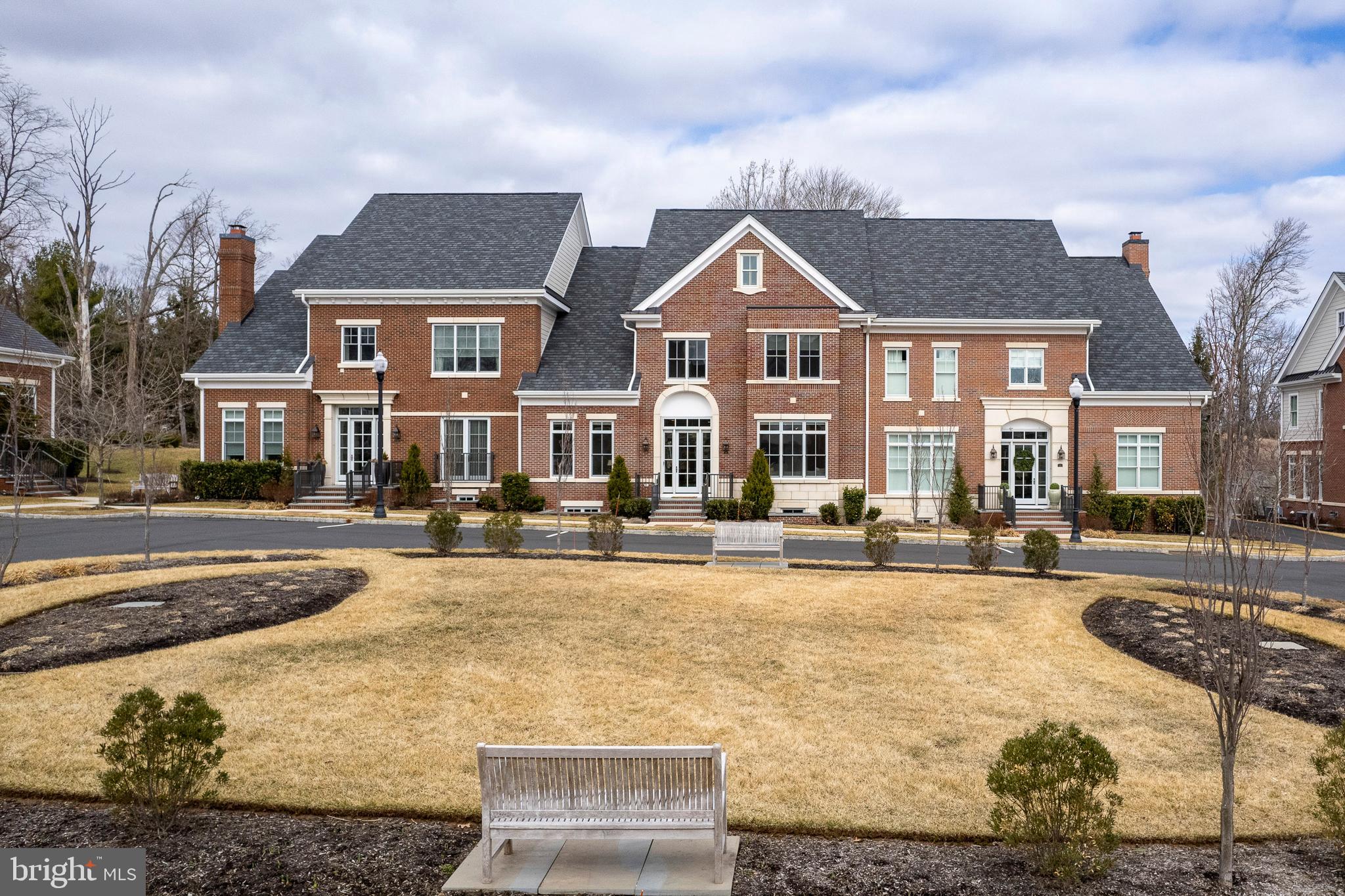 RABBIT RUN CREEK - Residential