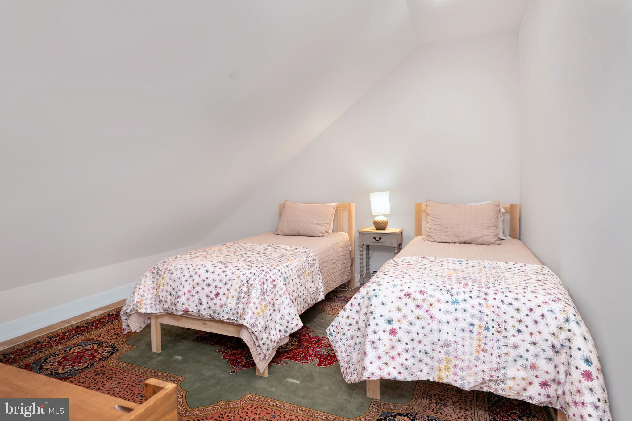 RABBIT RUN CREEK - Residential