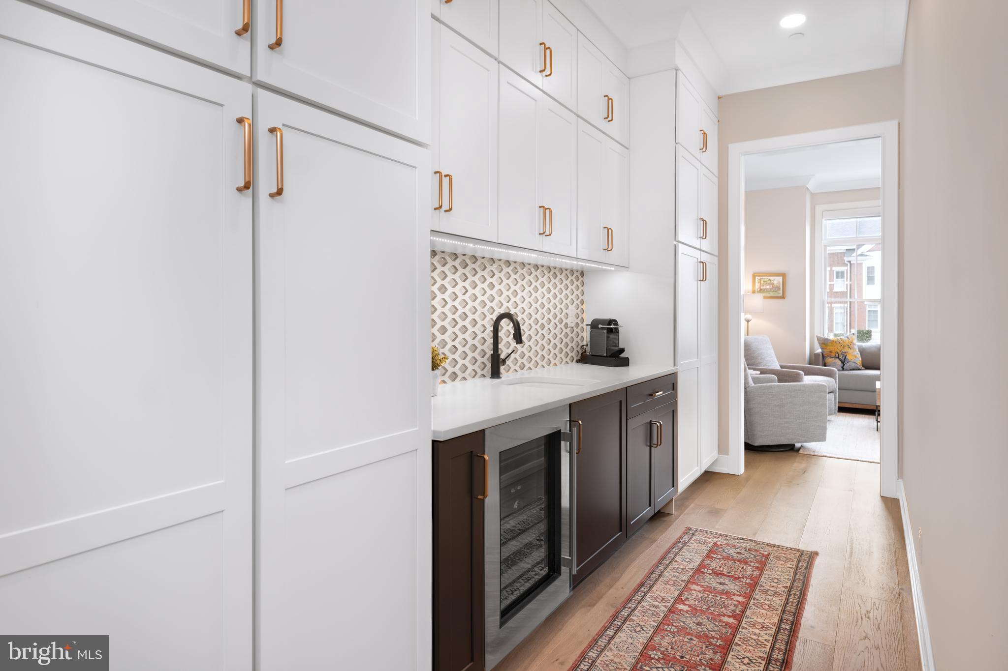 RABBIT RUN CREEK - Residential