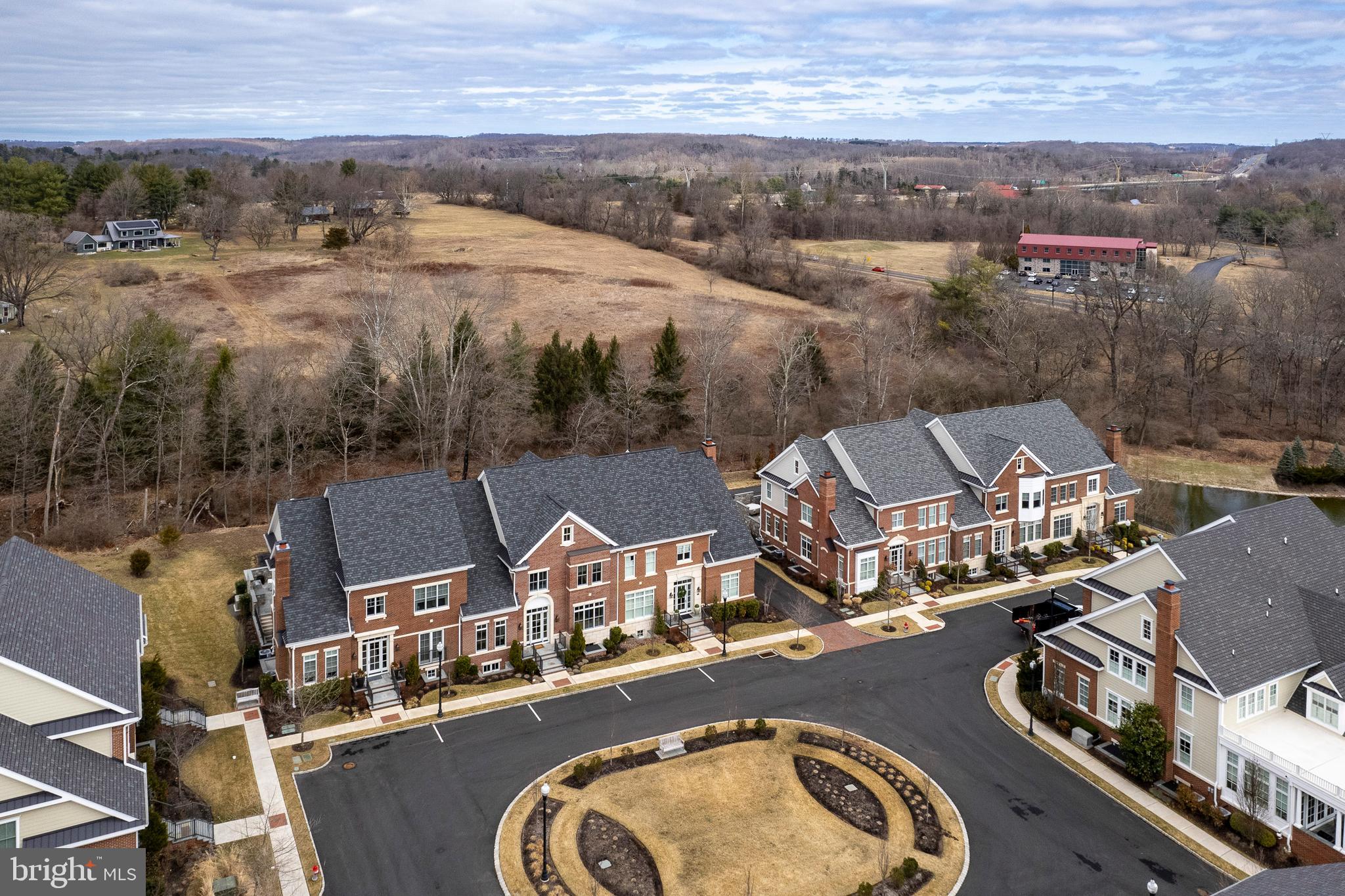 RABBIT RUN CREEK - Residential