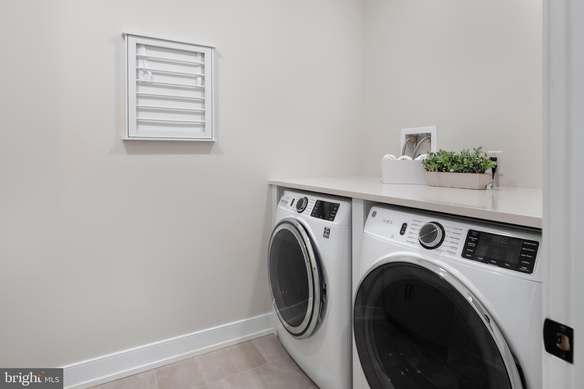 RABBIT RUN CREEK - Residential