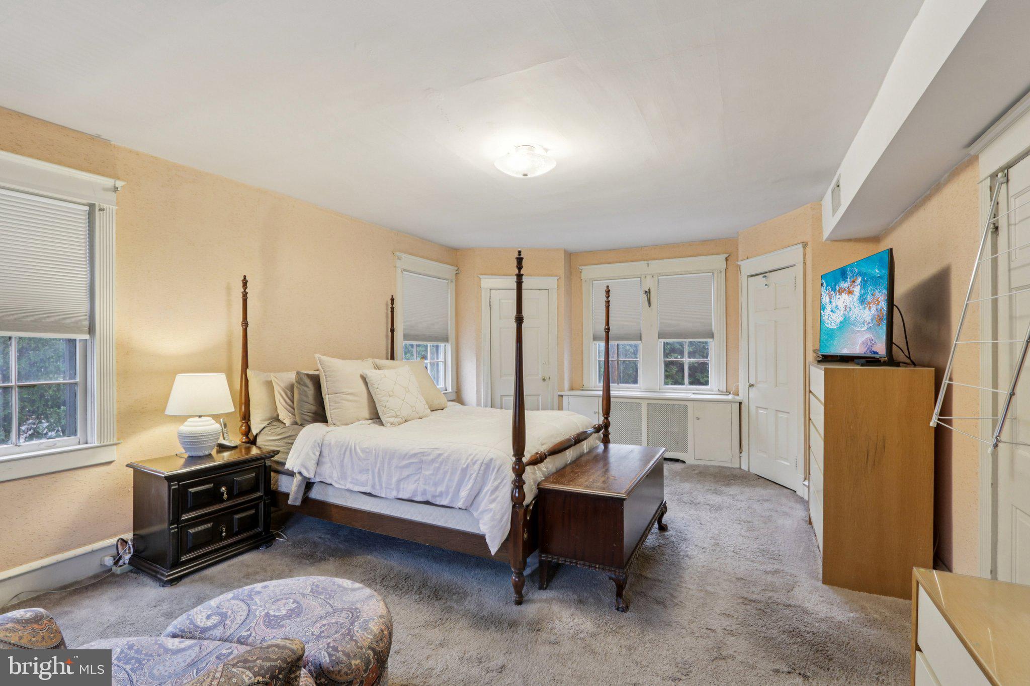 ELKINS PARK - Residential