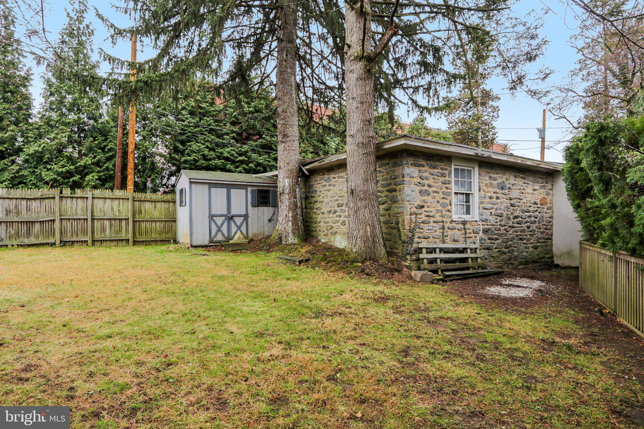 ELKINS PARK - Residential