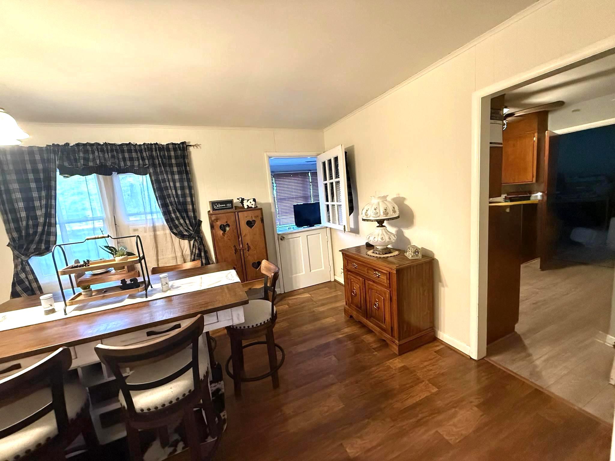 DEVONSHIRE WOODS - Residential