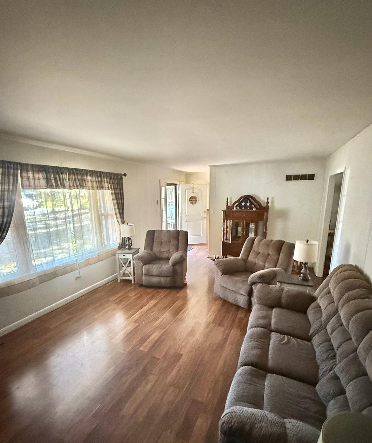 DEVONSHIRE WOODS - Residential