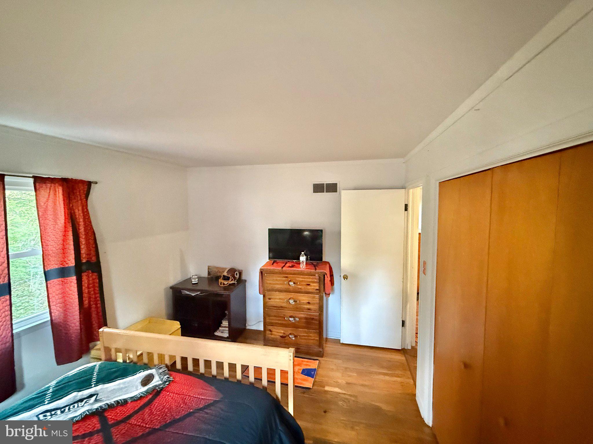 DEVONSHIRE WOODS - Residential