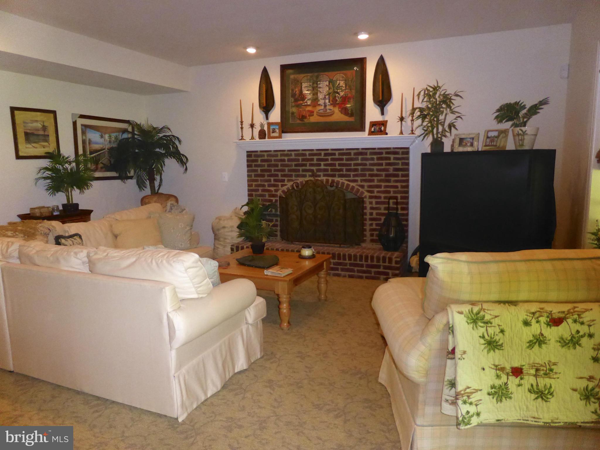 THE RESERVE AT LAKE MANASSAS - Residential