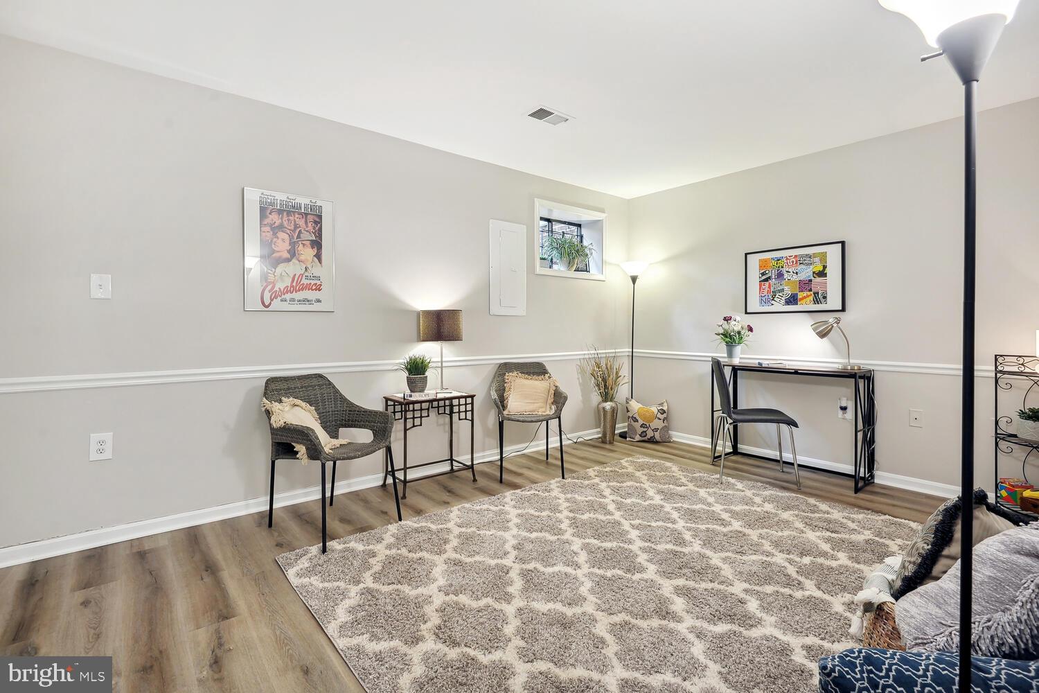 SOCIETY HILL - Residential