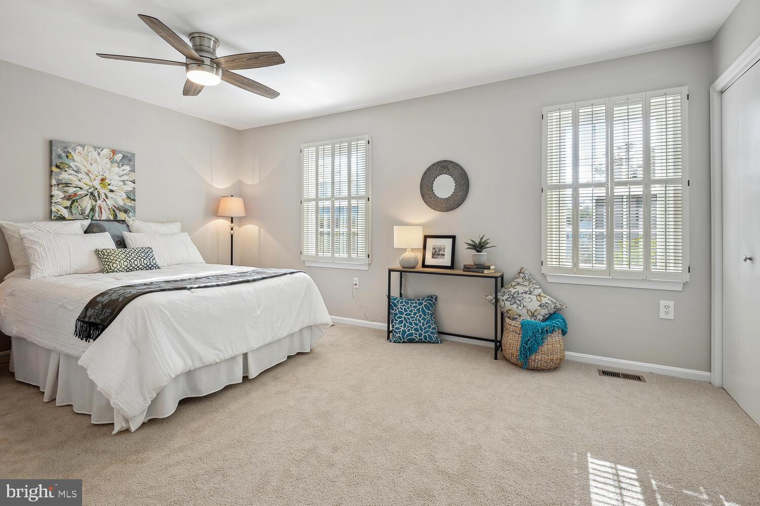 SOCIETY HILL - Residential