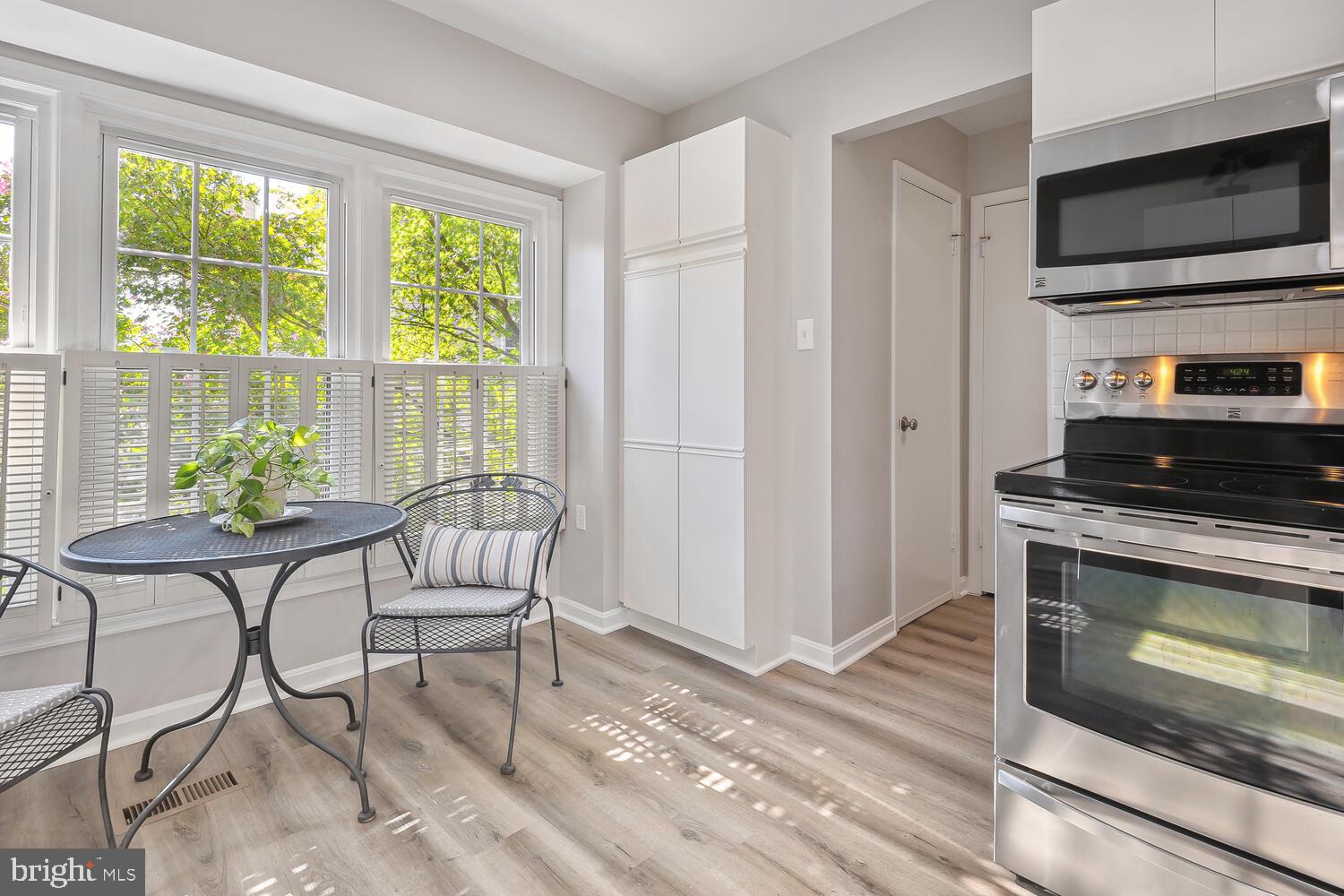 SOCIETY HILL - Residential