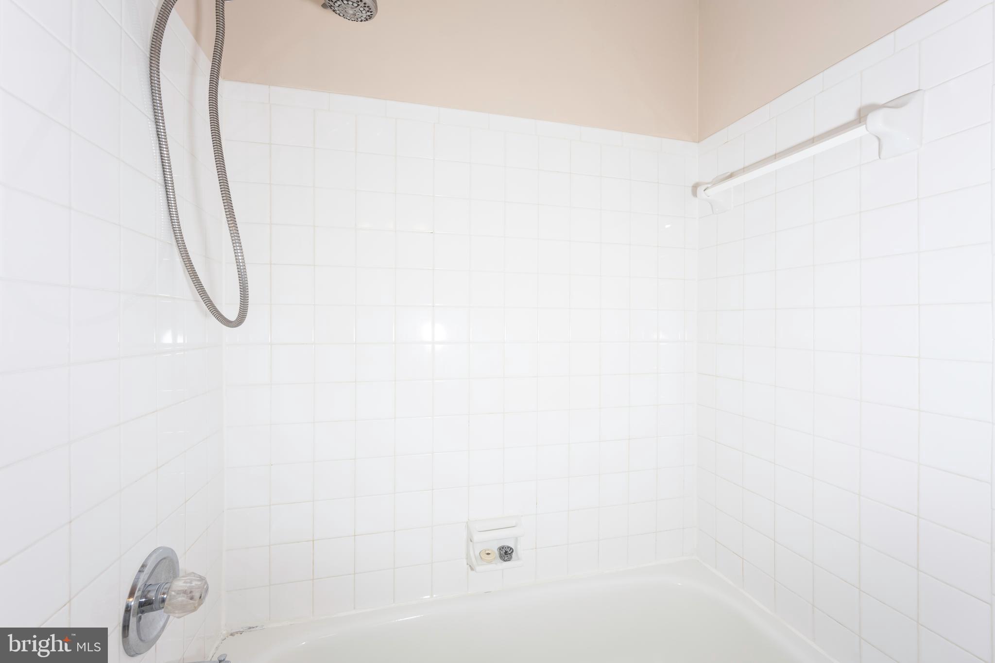 TIMBERLAWN - Residential Lease