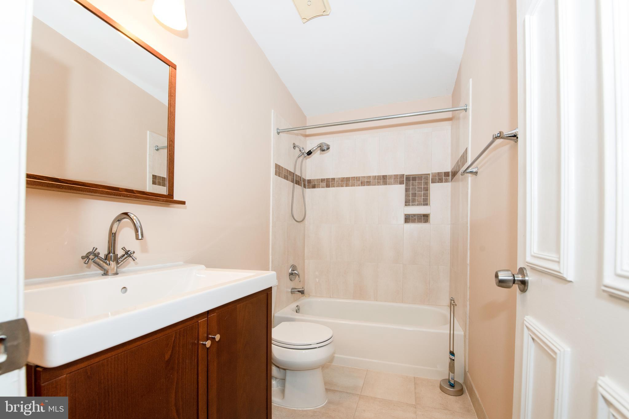 TIMBERLAWN - Residential Lease