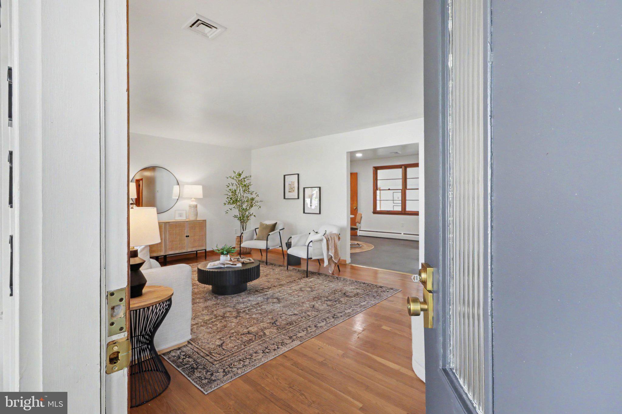 222 ROBIN ROAD